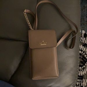 Kate spade phone Cross body.